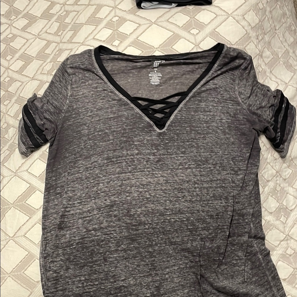 Women's Gray Top with Black Accents